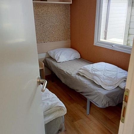 Stacaravan Bredene Met Tuin Nr 2126 Екстер'єр фото